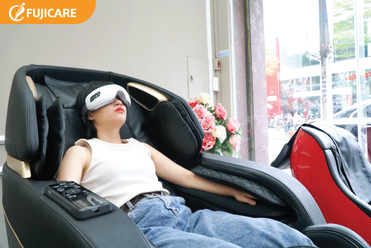 Bạn có thể đến hệ thống 60 showroom của Fuji Care để trải nghiệm dùng thử sản phẩm máy massage mắt FJ-S650