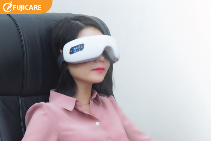 Chị Trang sau khi dùng thử đã trở thành fan chân chính của máy massage mắt FJ-S650
