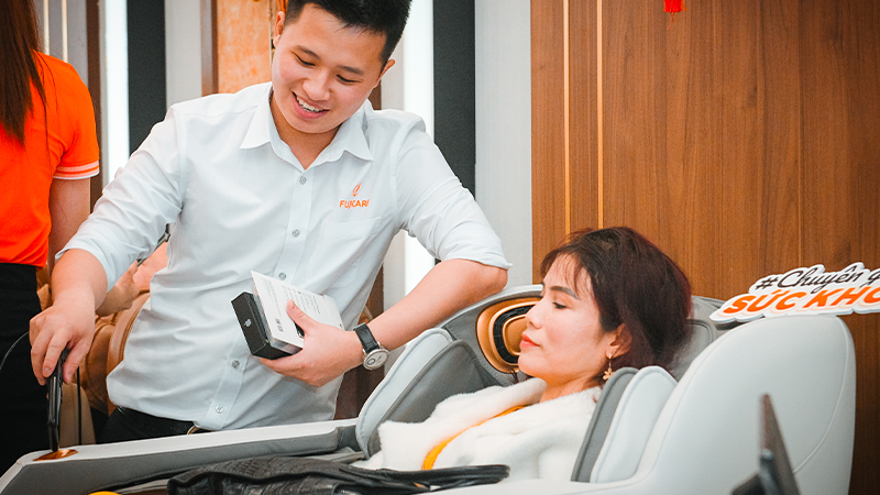 Sửa ghế massage lâu năm - Tầm quan trọng của chính sách bảo hành